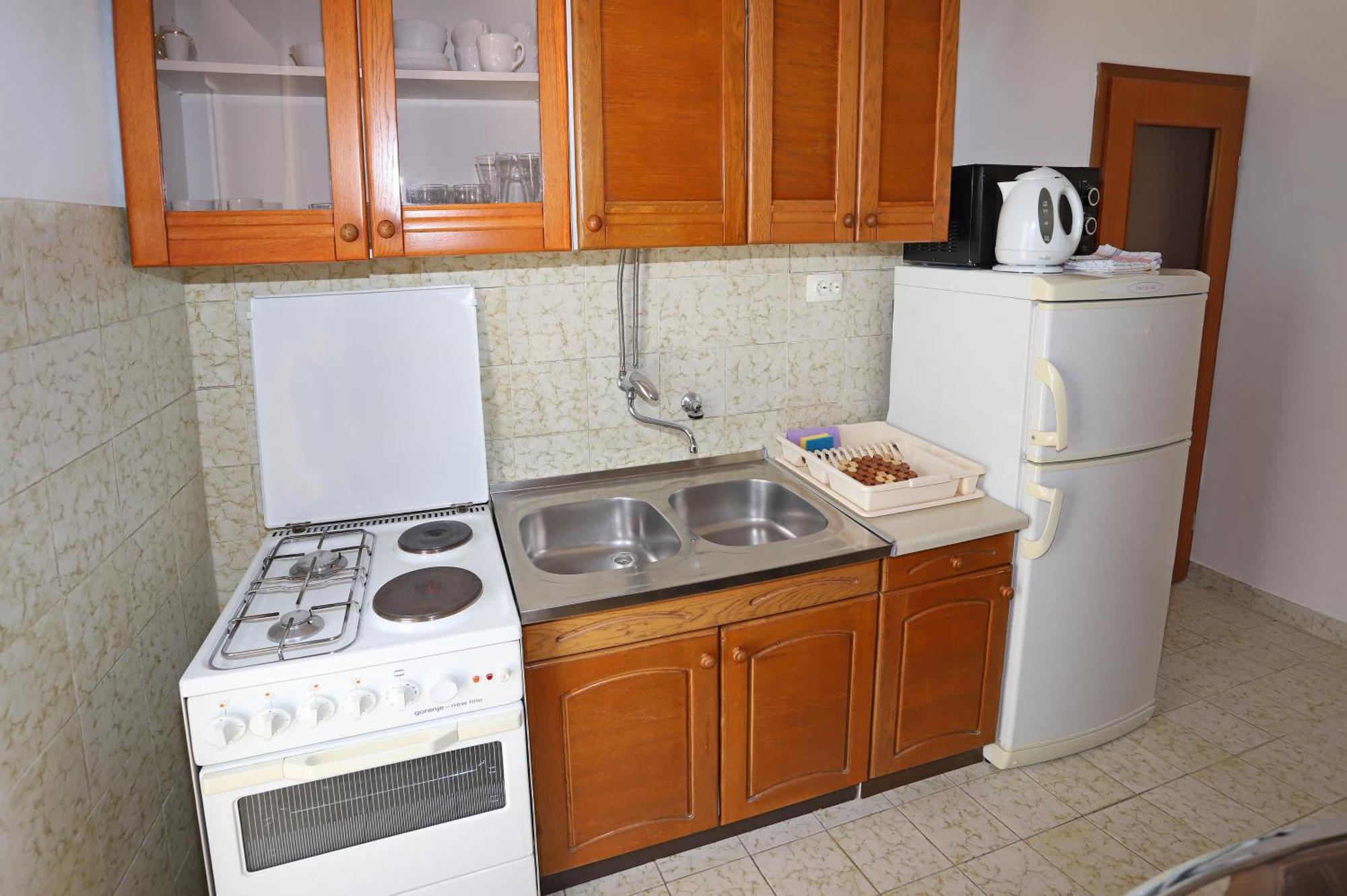 Apartments Edita & Robert Lokva Rogoznica Bagian luar foto